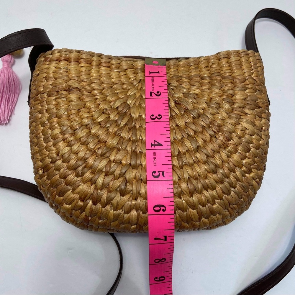 SOLD! Water Hyacinth Straw Women’s Bag - Picture 6 of 8